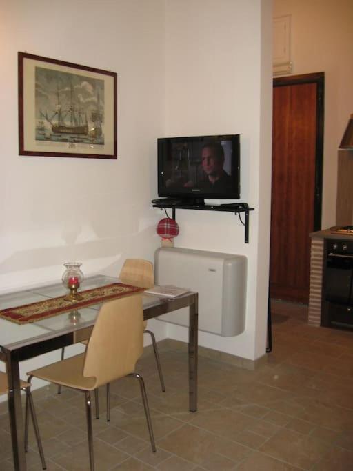 Vivilo Collection - Opera Teather Apartment - Very Central Roma Exterior foto