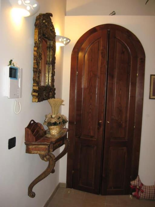 Vivilo Collection - Opera Teather Apartment - Very Central Roma Exterior foto